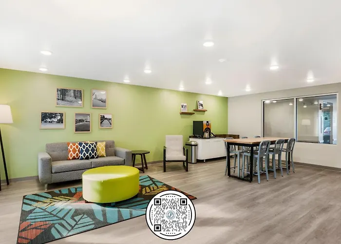 Woodspring Suites Downers Grove - Chicago