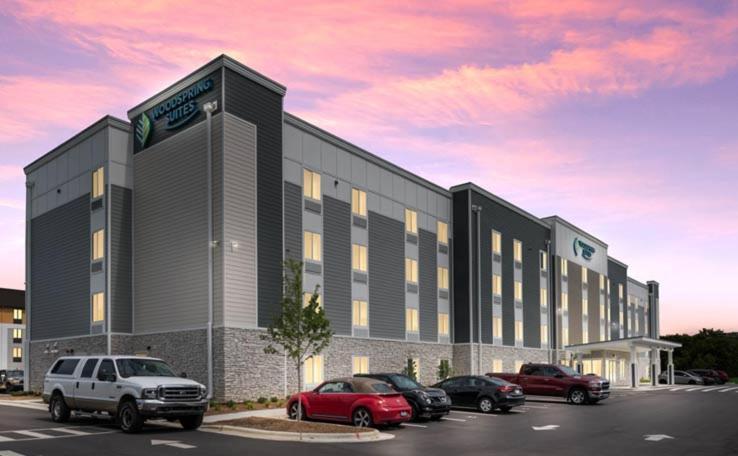 Woodspring - Chicago Hotel Downers Grove